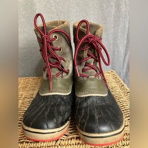 Sorel waterproof Women's boots - Size 7